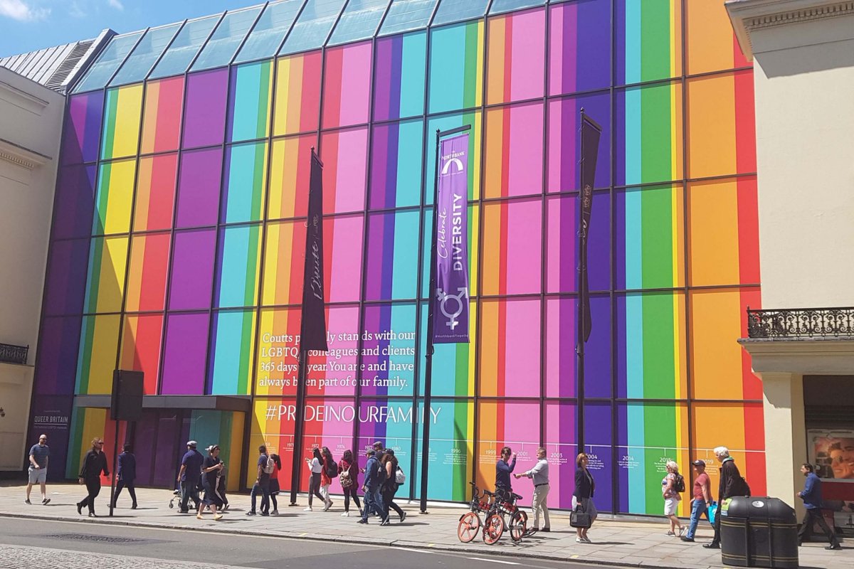 📍What is placemaking and why is it important?📍

How are creative masterminds from <a href="/ollywoodtm/">OLLYWOOD™</a> and Field &amp; Lawn boosting tourism with placemaking.

Read it 👉 bit.ly/3kJvgXt 

#placemaking #citydressing #footfall #urbandesign #branding #placemarketing #BIDs