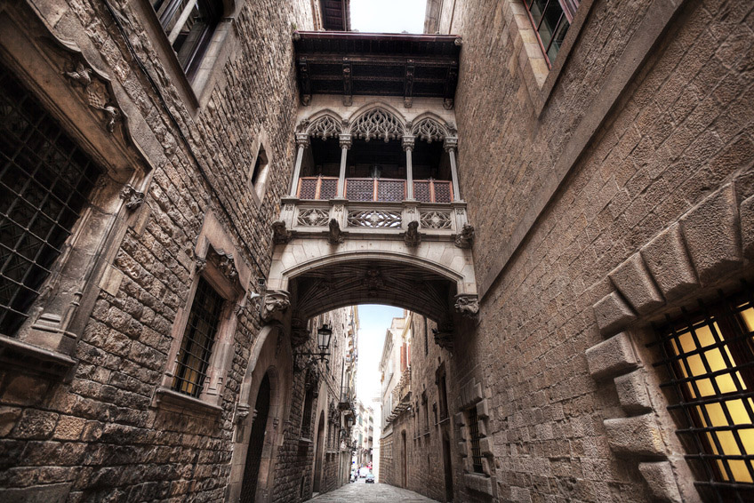 bizflats's tweet image. Things to Do in One day in the Gothic Quarter 👉cutt.ly/t8EeATC
#Barcelonaguide #Barcelona