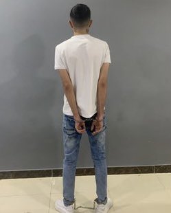 AJELNEWS24's tweet photo. عاجل 🔴 

شرطة منطقة الرياض :

القبض على مقيم سوري ؛ لمخالفته نظام مكافحة جرائم المعلوماتية بتوثيق ونشر محتوى مرئي عبر مواقع التواصل الاجتماعي لرجل أمن أثناء أداء عمله، وتم إحالته إلى النيابة العامة. https://t.co/9r6OuGawtn