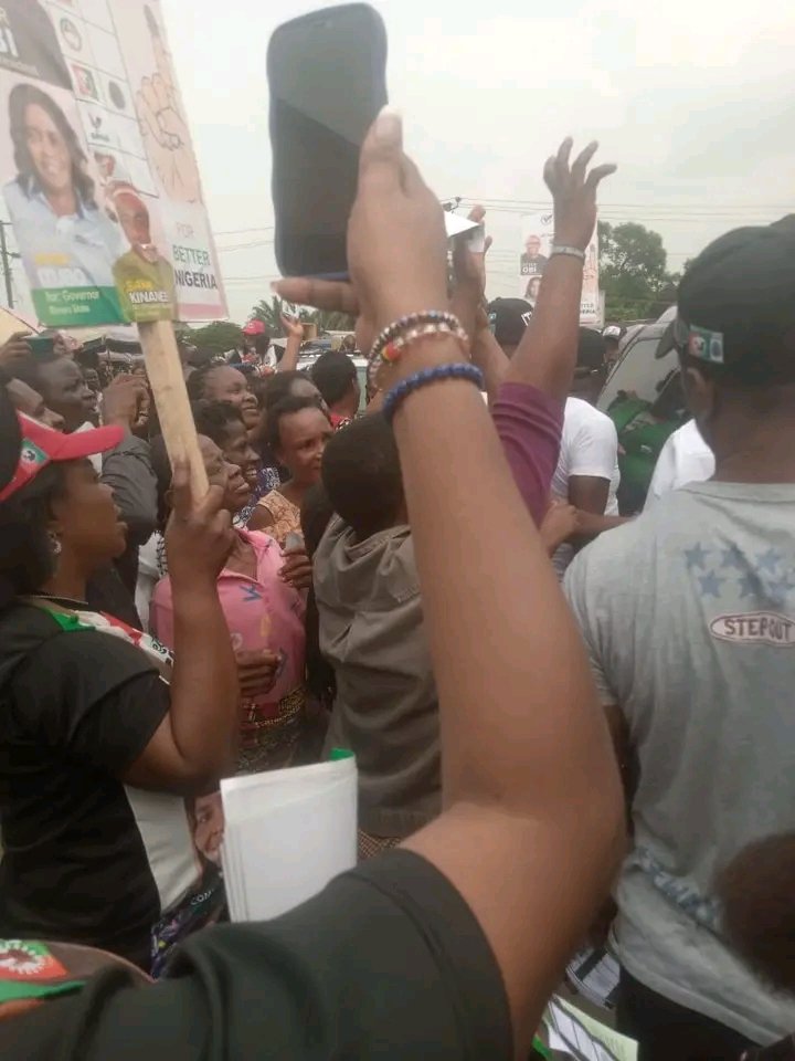 RSokiepirim's tweet photo. She has been clear and straight forward about are plans for Rivers People. Right from day one she has been in the forefront of the struggle for civil servants. With her incharge of our state resources, the people will be productive.. 

So LP Adesua BREAKING NEWS CBN Act VOTE LP https://t.co/J8LdrmCTqi