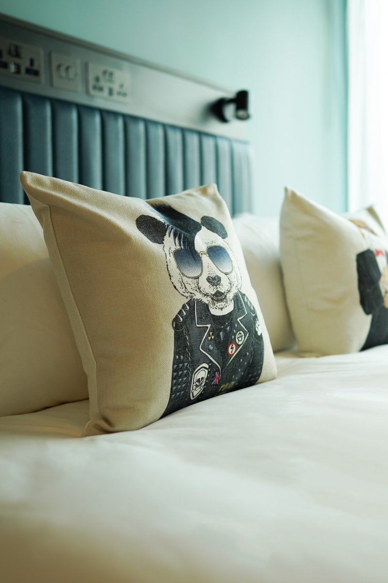 Relax on a  break to DUBL!N ONE Hotel this Spring. Designed for creative minds and social spirits, DUBLIN ONE offers unique, stimulating stays for guests who are hungry for more.
Check out our fantastic offers at bit.ly/3GoErDl