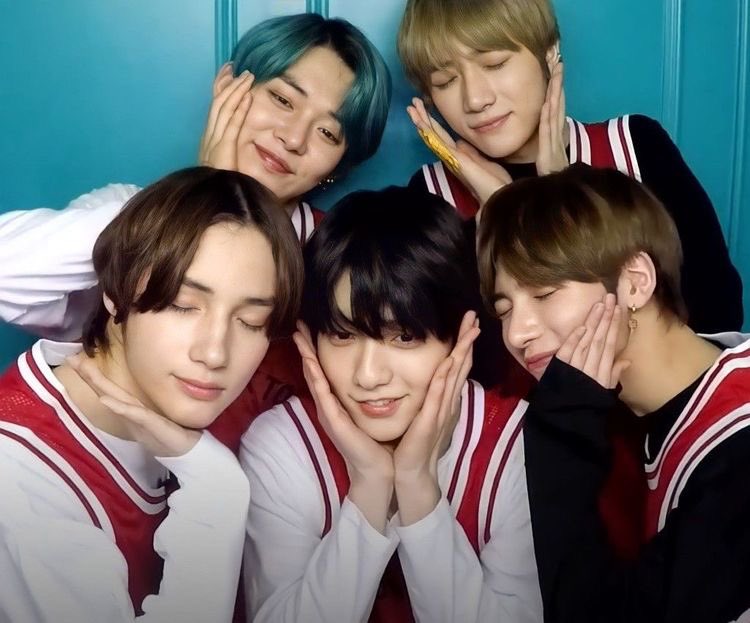 happy 4th anniversary txt ! 

— 🧵 a thread of my fave txt quotes that saved me during my darkest times