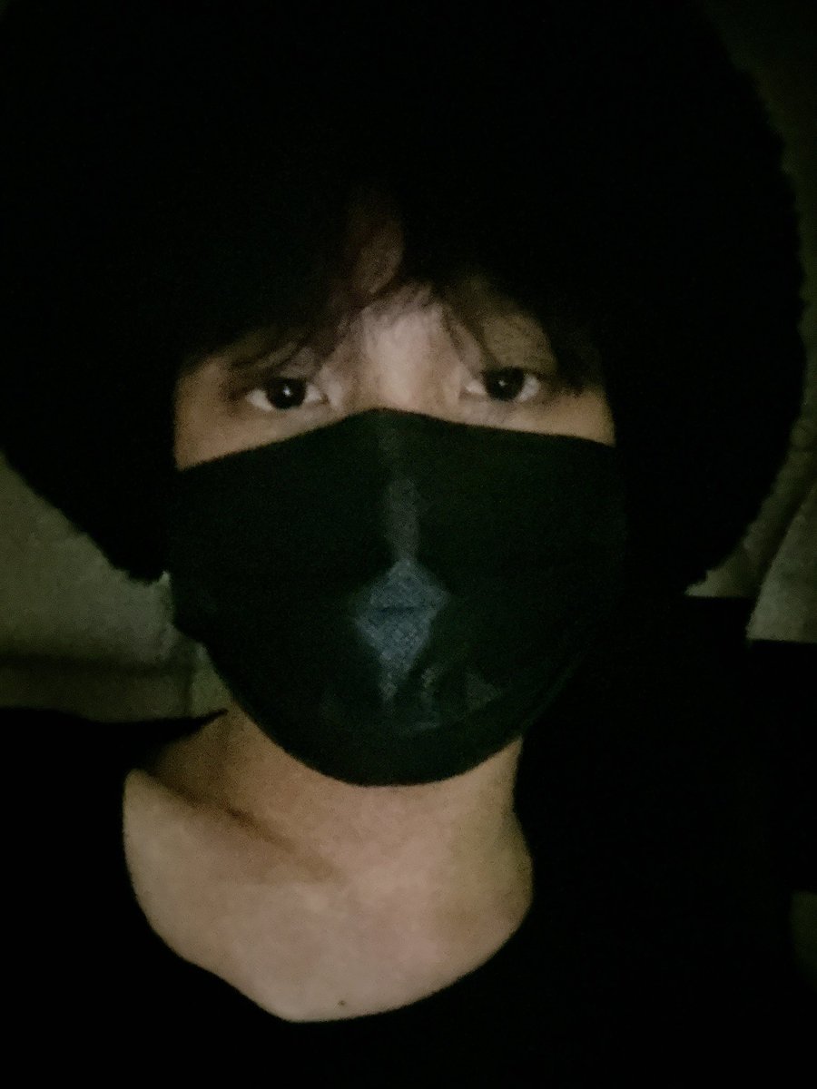 haechan pics tweet media
