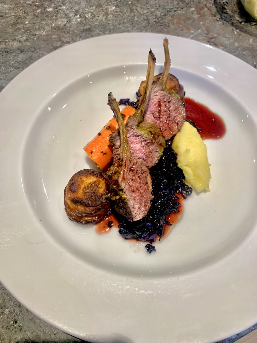 Angela Carter tweet media