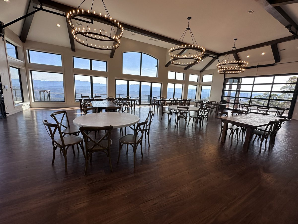 DestinyMarie898's tweet photo. 09/17/2024 can’t come fast enough! Dream Venue✨ https://t.co/1iVmblB4rj
