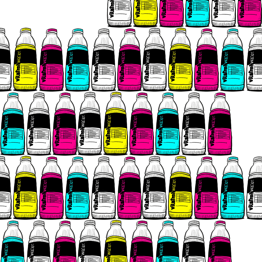 Vérifiez l'étiquette nutritionnelle de votre soda préféré et pensez-y avant de la boire. Vous serez sans doute surpris par la quantité de sucre de certaines boissons gazeuses et jus populaires. Essayez de les remplacer par de l'eau aromatisée avec vos herbes et fruits préfés!