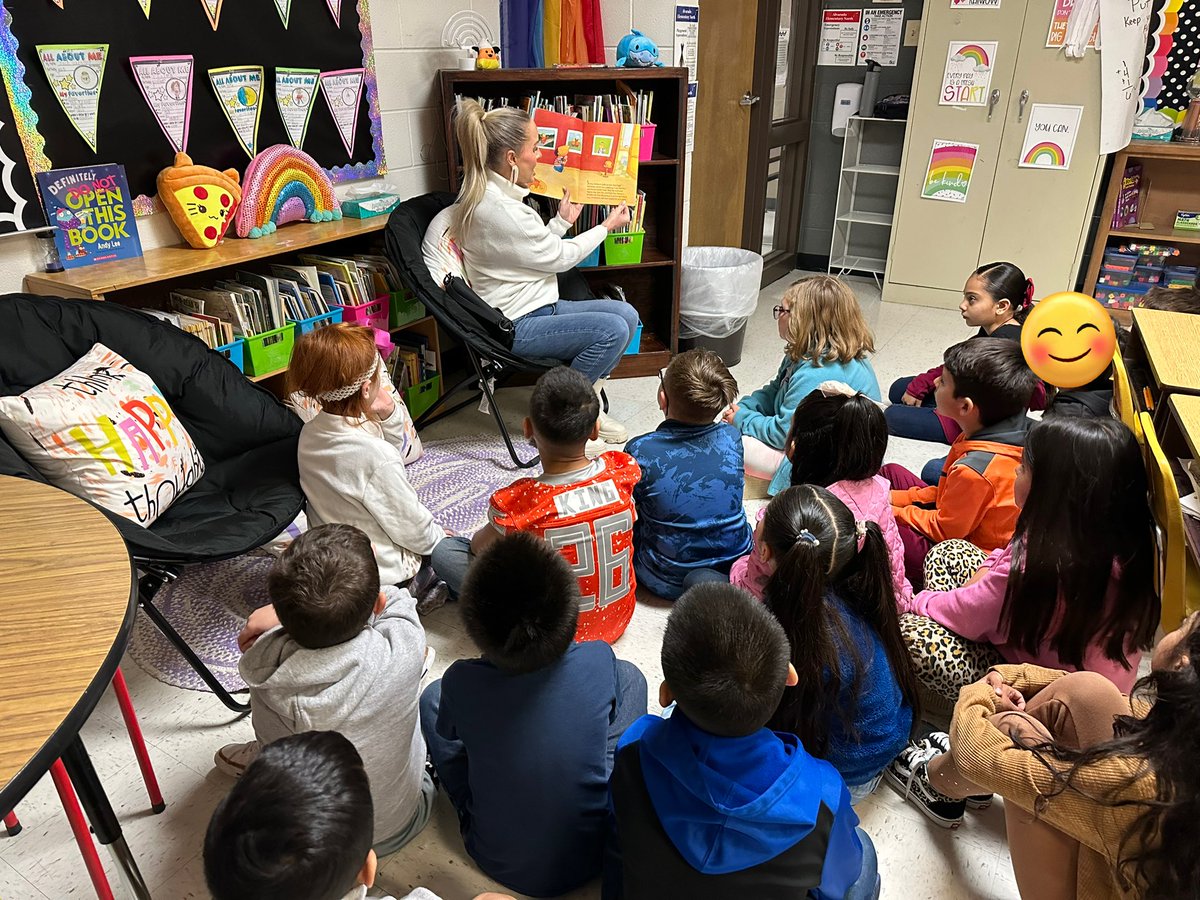 Loved having so many people read to us during Read Across America Week!! #AlvaradoExcellence <a href="/AlvaradoNorth/">Alvarado Elementary North</a> <a href="/AlvaradoISD/">Alvarado ISD</a>