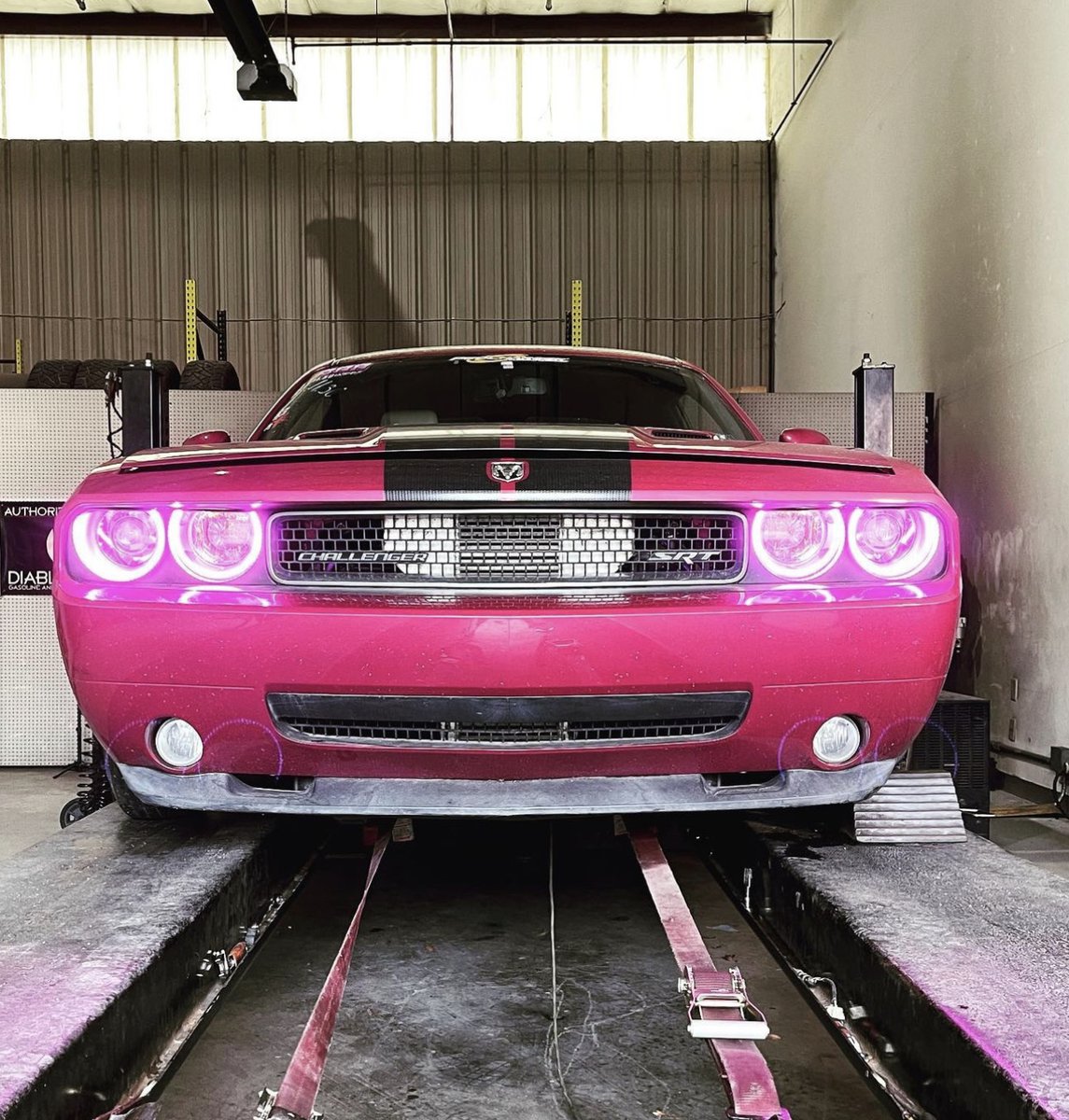 HHPRacing's tweet photo. #frontendfriday #repost @katerade_338 This Procharged beauty came in for a fresh tune!
#carsoffacebook #challenger #mopar #procharger #diablo #dodge ##hhpracing #hhp #teamhhp #delaware https://t.co/tq9nQosyX9