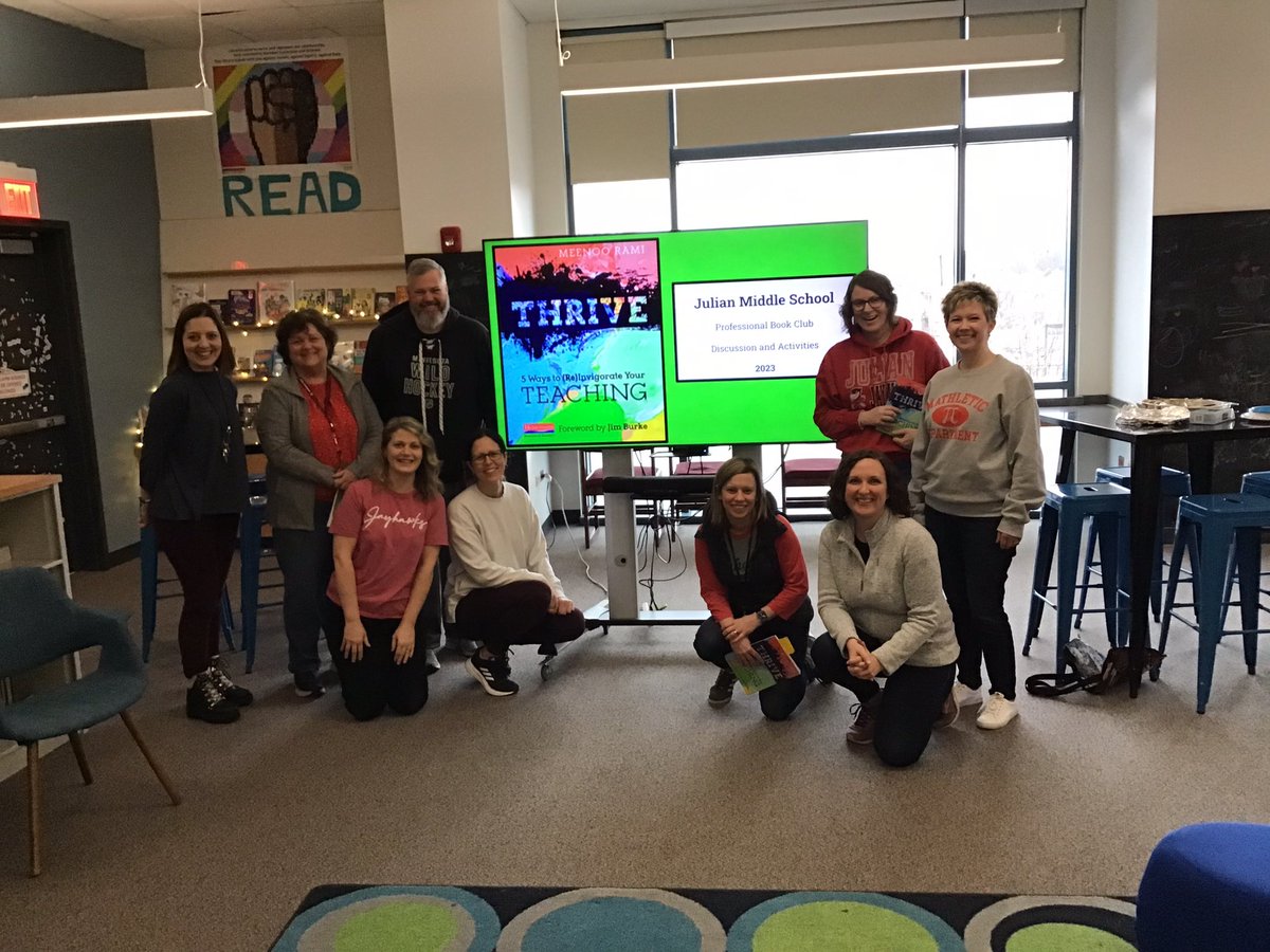 Our 6 week professional development discussion group with <a href="/MeenooRami/">𝐌𝐞𝐞𝐧𝐨𝐨 𝐑𝐚𝐦𝐢 (Taylor’s Version)🥥</a>’s accessible &amp; inspiring book *Thrive* ended today. It was a great run! #oakpark97 #julianworks