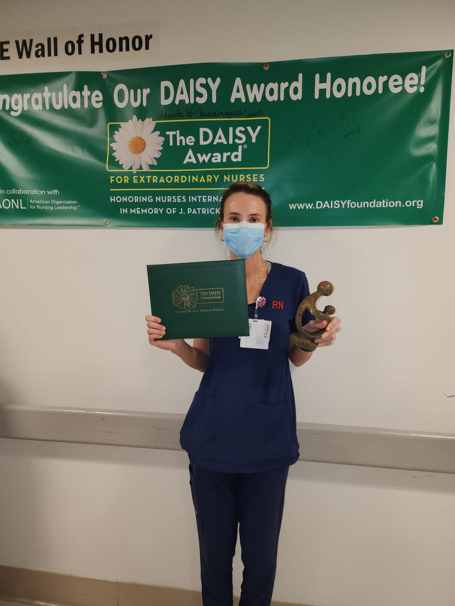 2FieldEast1's tweet photo. Congratulations! Tiffany Meehan, BSN,RN of 2FE for being the [March] DAISY award honoree!! Your patients and peers applauded and highly commended you for your kindness, compassion and excellent patient care!! @AllinatTheAllen @AH_ACNWmagnetic @Beekurn @deehaydsnyc https://t.co/WuzOKxpmBk