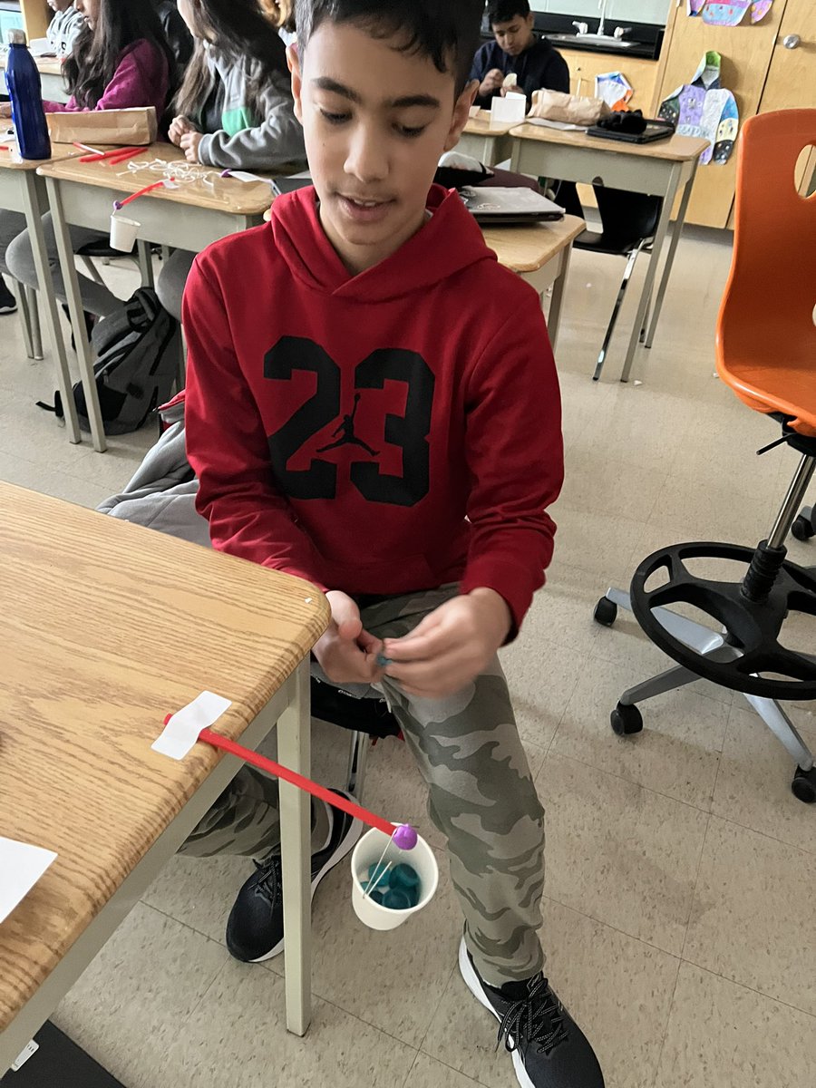 Mrs. Rodrigues tweet media