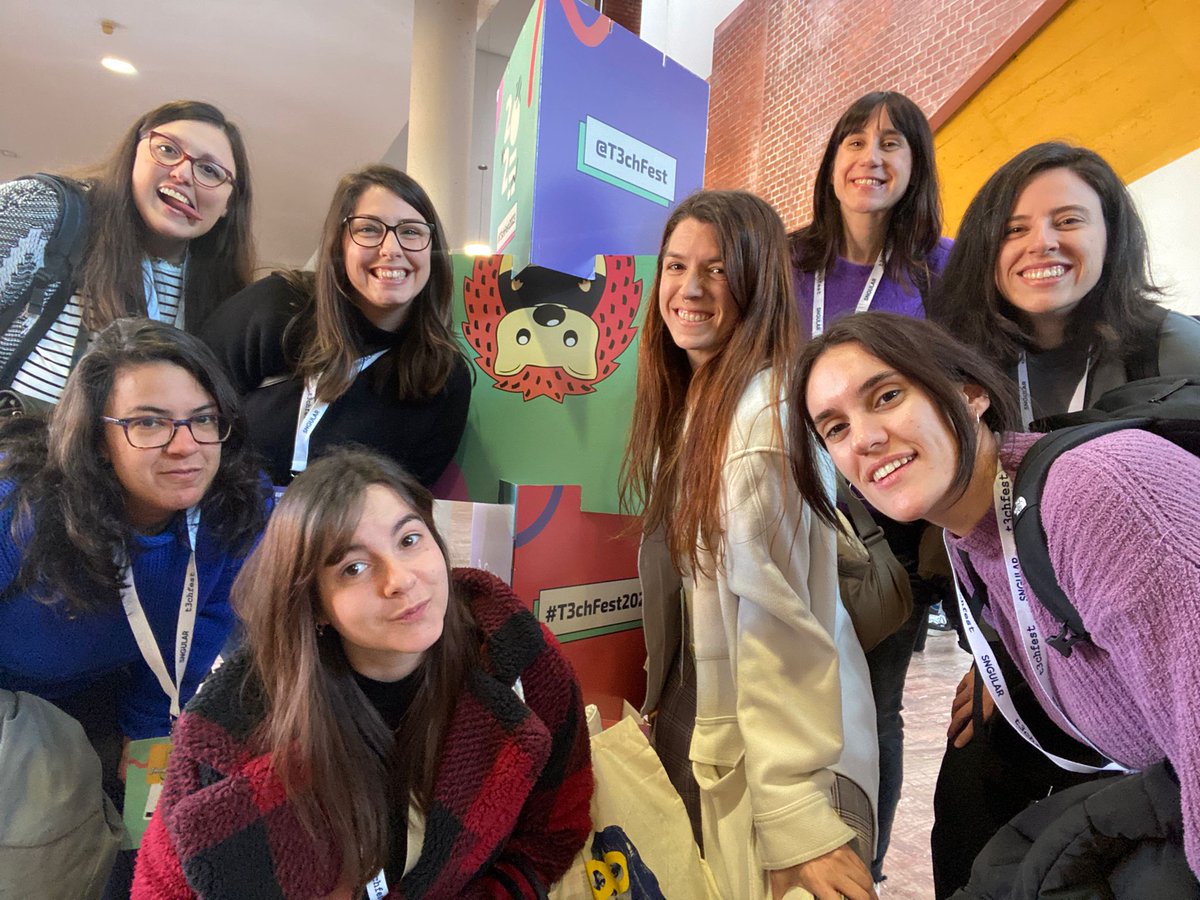 disfrutando del #T3chFest2023 con la mejor compañía posible #promoRadia