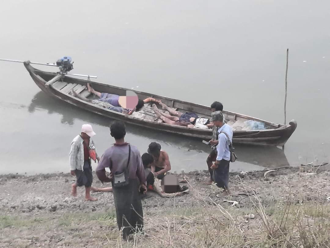 minn_robert's tweet photo. [Graphic]🚨

All the victims bodies were finally found from the TarTai village Massacare In Sagaing.

Junta's soldiers took 14 men &amp; 3 women as hostage on Mar 2. All the victims were used as human shields. Women were brutally raped and killed.

Check more:
https://t.co/vOOnmXLbTK https://t.co/GctuxqiG2d