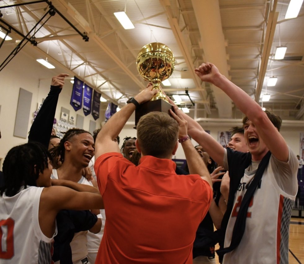 EV_Hoops's tweet photo. A Season to Remember from your Patriots this year:

✔️Most wins in a season(28-11)
✔️Wimberley Hoopfest Tournament Champions
✔️Highest District Finish in program history (3rd)
✔️1st Bi-District Champions in program history
✔️ Most charges in a season-Jakson Derr(25) https://t.co/fRnYceqDTD