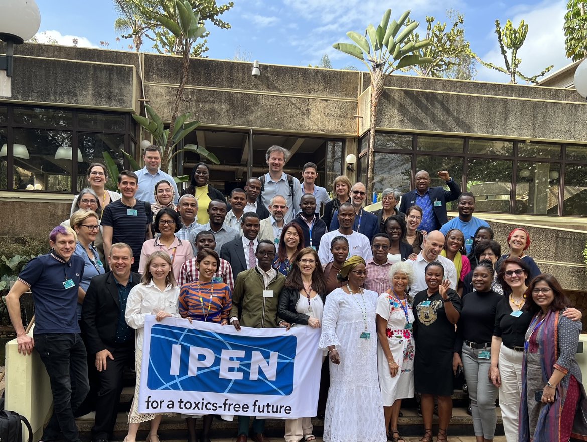 ToxicsFree's tweet photo. IPEN &amp; Friends in Kenya at #SAICM Fighting for a Toxics-Free Future for ALL

Toxic Chemicals &amp; Waste ☠️
Threaten Human Health, Biodiversity &amp; Our Common Future

Chemical Producers must be held accountable &amp;
💰 pay for the damage they cause

Governments must take action https://t.co/ZCbnWeY9qp