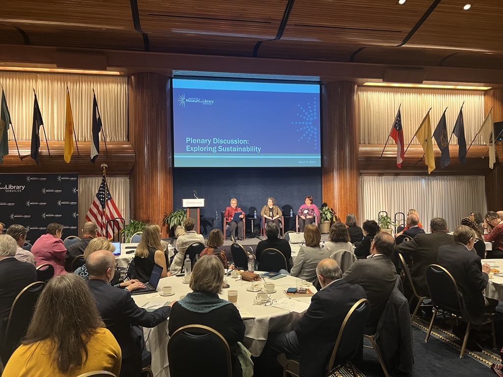 US_IMLS's tweet photo. IMLS Senior Advisor Anne Radice leads a discussion with @GLScienceCtr's Kirsten Ellenbogen and @ElMuseoLatino's Magdalena Garcia on exploring sustainability within #museums. #IMLSMuseums #IMLSConvening https://t.co/BAfmJmgzbW