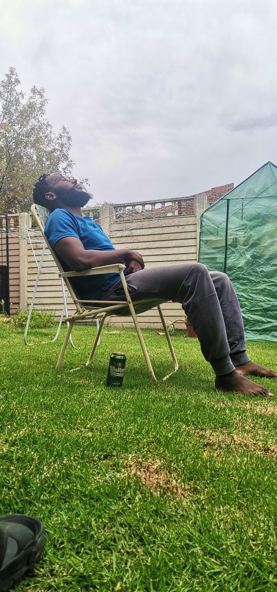 Serero_DK's tweet photo. Ei, end of the week, planning on where to from here......#komediaries #fridayntonnton #labohlano https://t.co/13mW0VoukH
