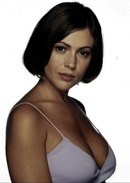 UCFasimétrico 🎬 on Twitter "Alyssa Milano"