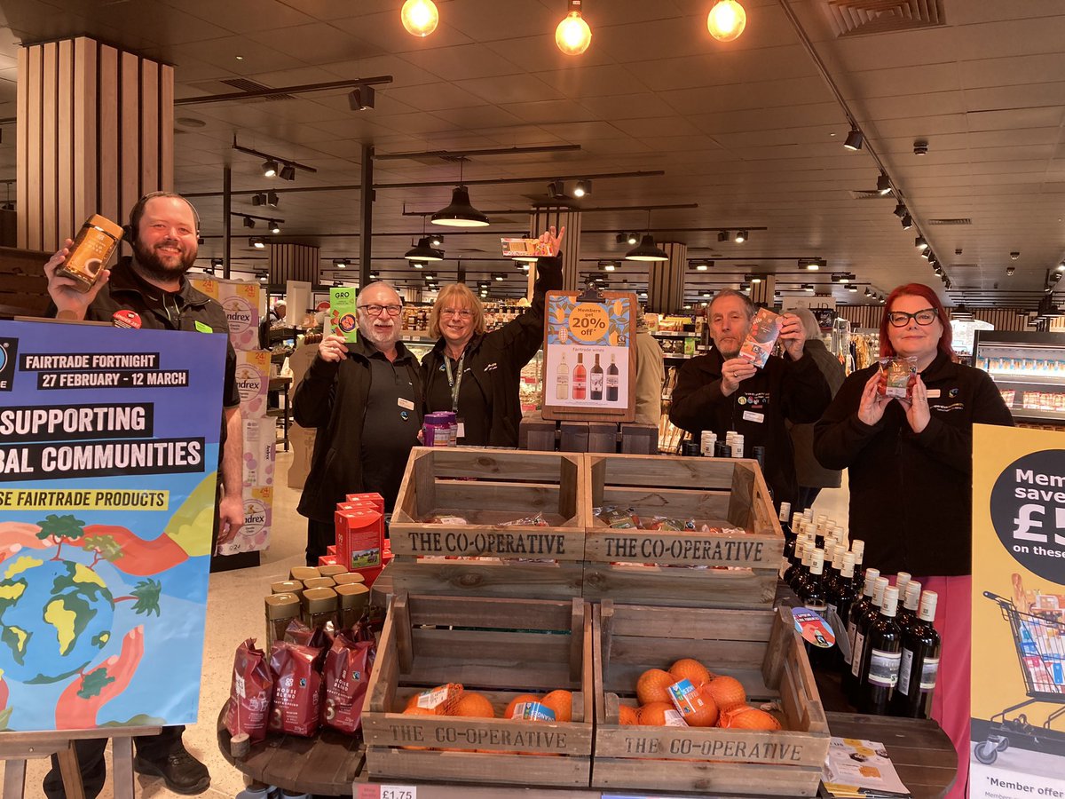 Day 5 of #FairtradeFortnight and another excellent event talking to people in beautiful #Bakewell! Lots of interest in <a href="/FairtradeUK/">Fairtrade Foundation</a>, and lots of nibbles of #chocolate! (And yes, I got a #bakewellpudding whilst there!)