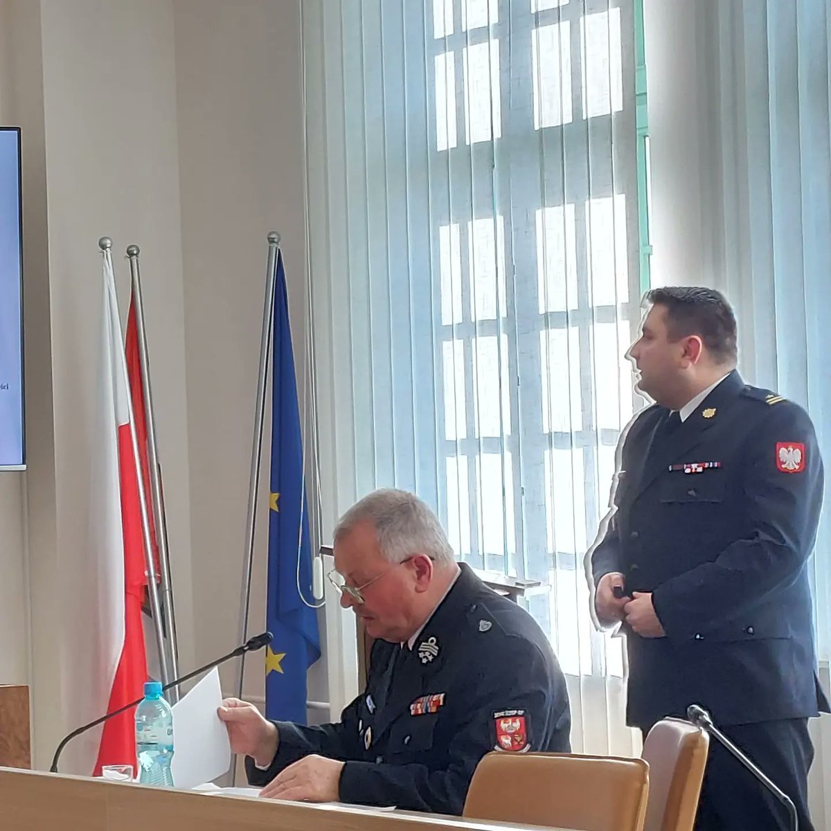 TomOstrowski998's tweet photo. Posiedzenie Zarządu Oddziału Powiatowego ZOSP RP w Ostródzie. Jednymi z tematów planowana budowa kompleksu treningowo-szkoleniowego dla Ochotniczych Straży Pożarnych oraz wsparcie Młodzieżowych Drużyn Pożarniczych! https://t.co/sKpmihXsL1