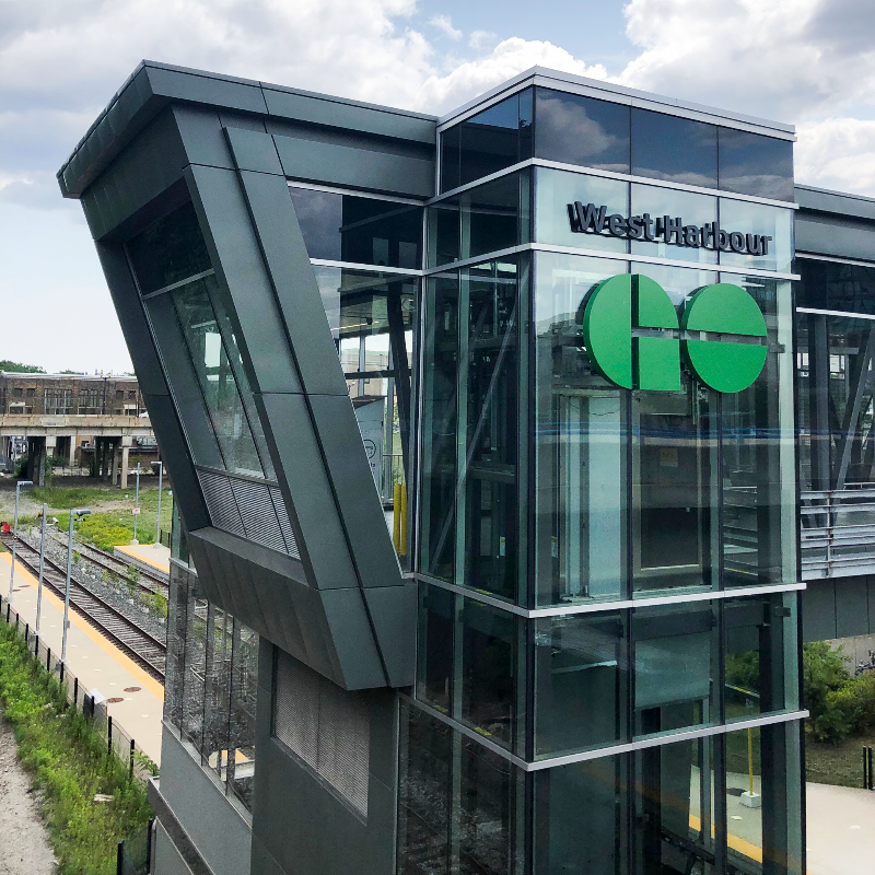 GOExpansion's tweet photo. Work to connect West Harbour GO tracks to the mainline has started! 🎊 This track connection will allow trains to continue to the future Confederation station and Niagara without backing out of the station.