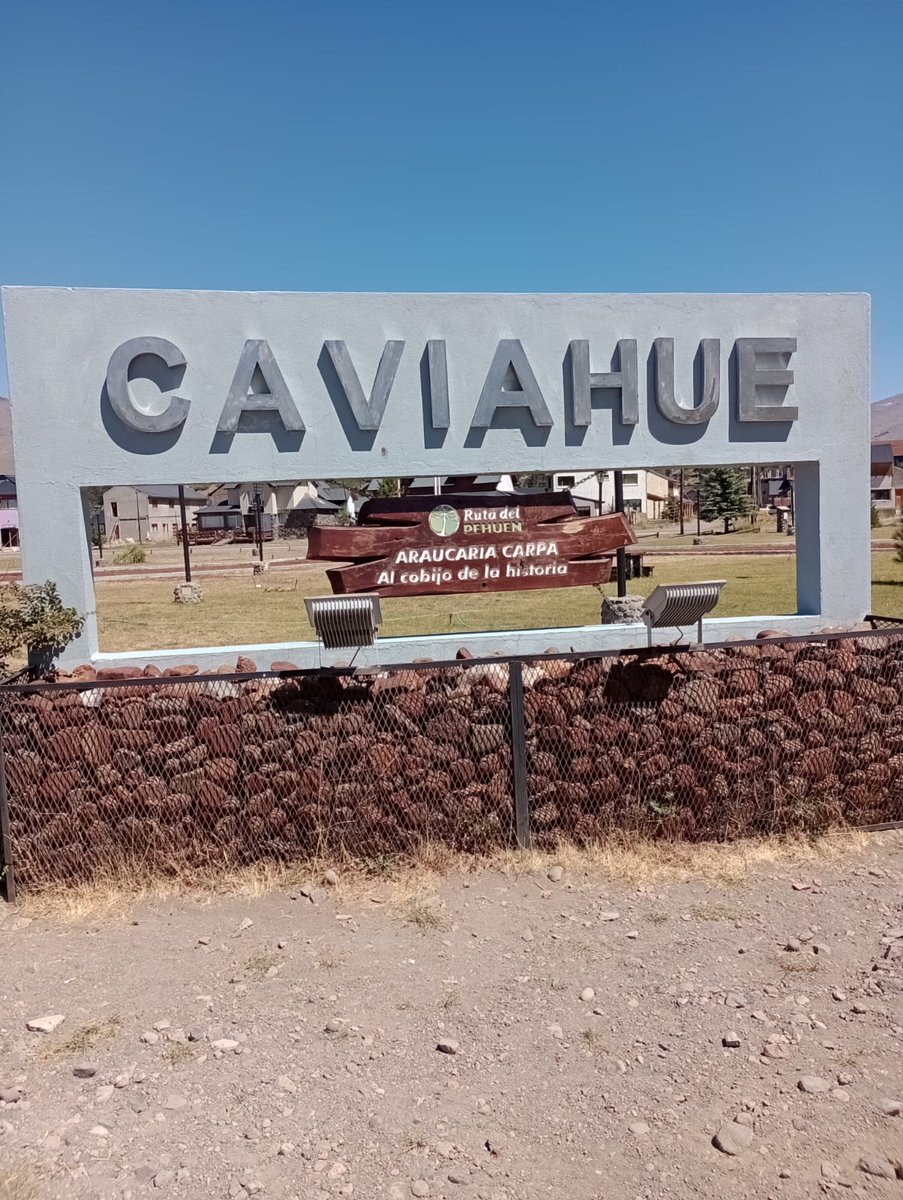 OmarGutierrezOk's tweet photo. ¡El paseo costero Quimey Có en Caviahue, está quedando hermoso!
El increíble paisaje suma otro atractivo para residentes y turistas poniendo en valor el área urbana con
💡 iluminación
🛝 equipamiento
🎭 anfiteatro
⛵ muelle
¡Gran #TrabajoEnEquipo! #JuntosPodemosMás https://t.co/fOKTP0TgEj