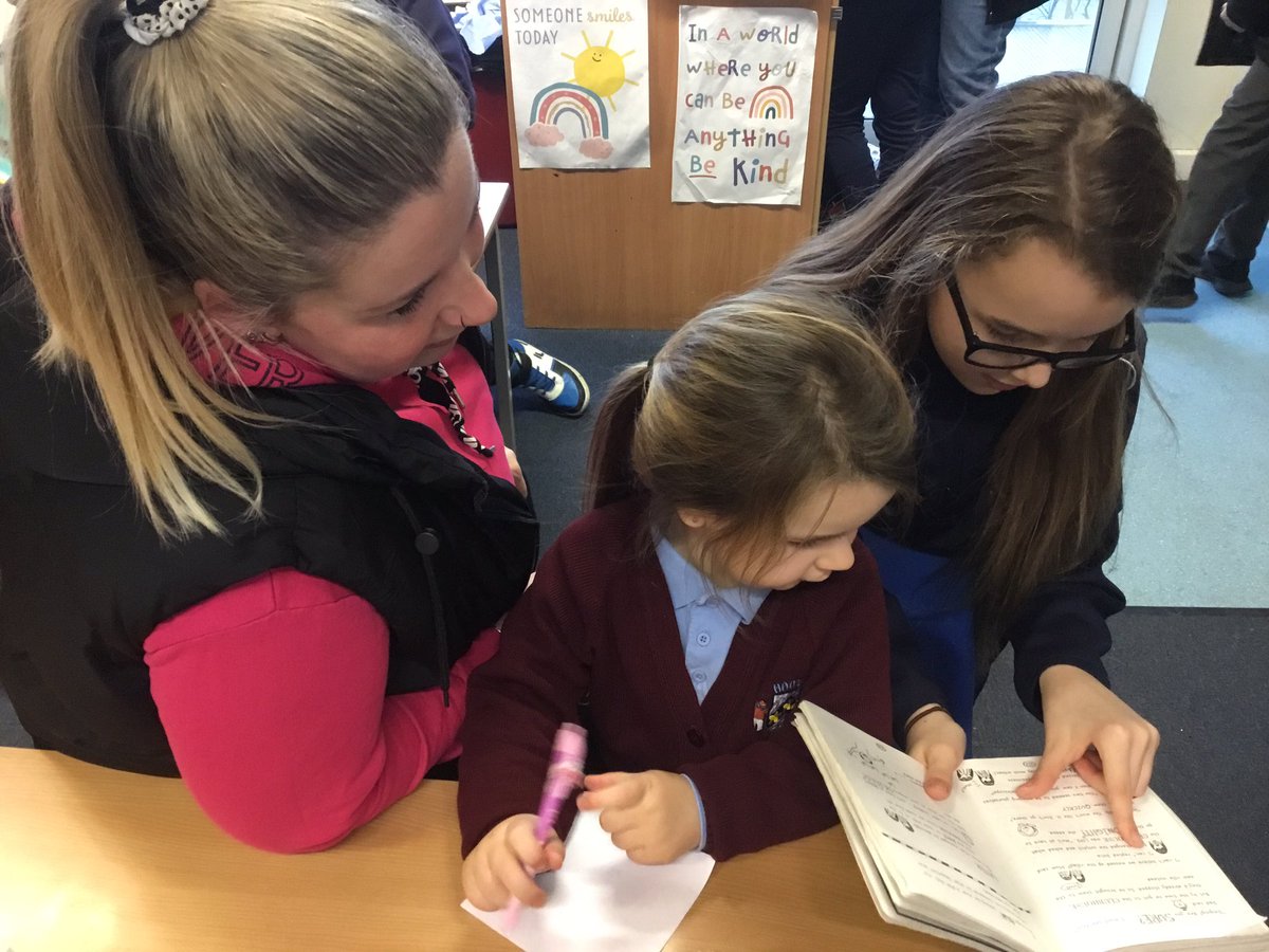 HatfeildPrimary's tweet photo. During our open afternoon the children were able to share poems they had written with parents and carers #worldbookday #hatfeild #poem #poetry https://t.co/NQpPOoOTFb