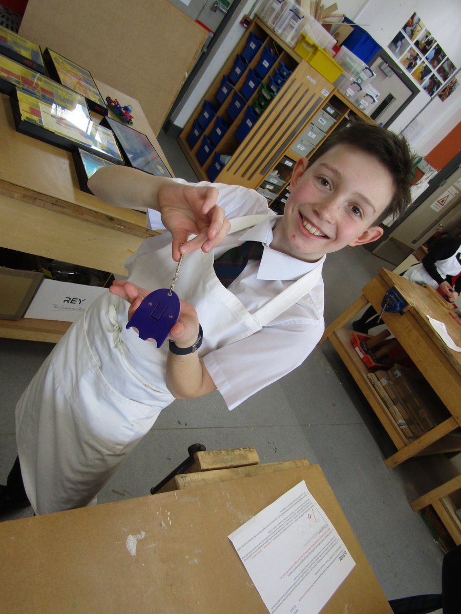 AKSDesignTech's tweet image. Year 7 @AKSSchool have enjoyed a busy week in our #workshop, #countersinking their #torch screws, for an #ergonomically perfect product!  Many smiling faces &amp;amp; lots of #teamwork 💡⚒️💪⚙️✌️