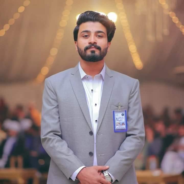 saraiki_council's tweet photo. More power to you!
Your name will be remembered as a leader who stood firm against this mafia for the rights of QAU students not only for his community. 
Our chairman!Our pride
#Relasechairmanfawadkhaleq 🚩
#ReleaseSSCChairmanFawadKhaliq🚩
#ReleaseQSFmembers🚩 https://t.co/2b9lYirjYb