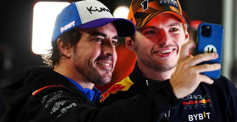Ia ser foda demais termos um duelo de gerações entre Verstappen e Alonso brigando pelo tricampeonato nessa temporada