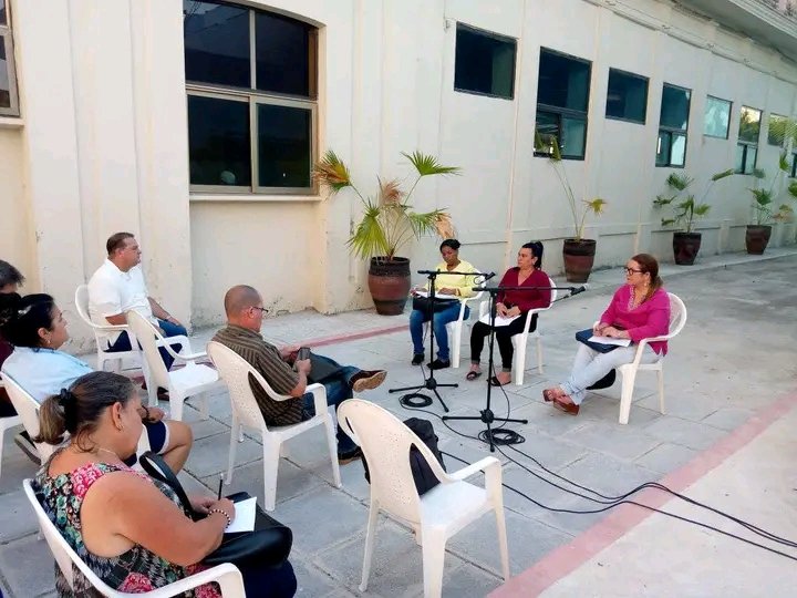 Otra jornada de intercambio con el pueblo en #SaguaLaGrande
#YoVotoXTodos