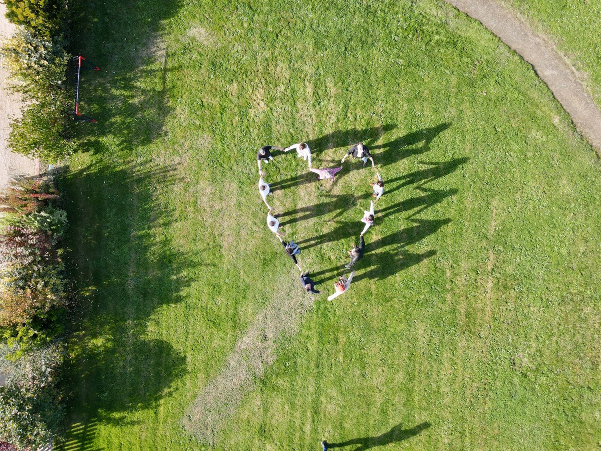 Donnez-nous de vos nouvelles ! 💬 L'entreprise collaborative, où en êtes-vous ? 🤔 
📢 Nous lançons une très courte enquête pour en savoir plus en 3 questions et 3 minutes ! forms.gle/QdaXQq8WVB14bT…