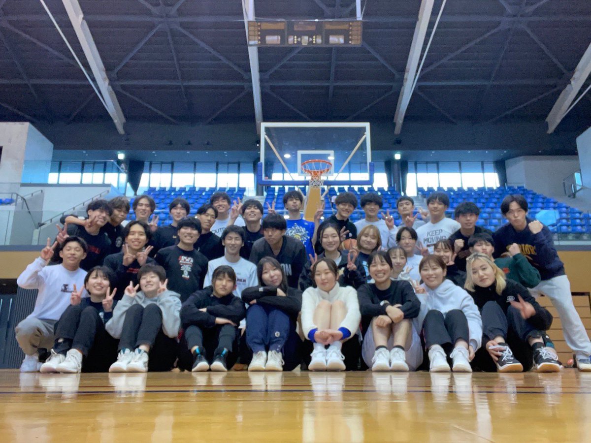 SPIEL001's tweet photo. 2/20に追いコンをしました！

4回生の皆さん、今までありがとうございました。4年間お疲れ様でした！🌸 https://t.co/6wYR7wKxcW