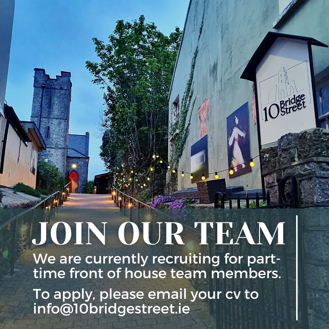 We are hiring! Would you like to join our team? Email your cv to info@10bridgestreet.ie 

#JobFairy #KerryJobs
