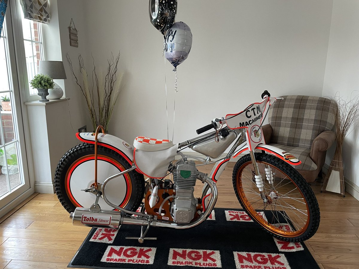 New look for 23! Going retro <a href="/UprightSpeedway/">Upright Speedway </a>. Happy birthday <a href="/AMountain57/">Andy Mountain</a> 😁