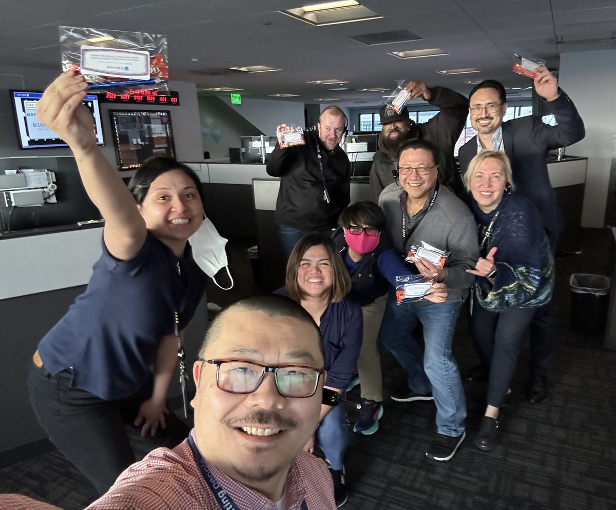 SFO SOC celebrates #NationalEmployeeAppreciationDay Proud of being a member of #TeamSFO where #GoodLeadsTheWay @united @sfoinflight @TeamSFOCG @TeamSFOCS1 @SFOOpsUA @SFOUAMoveTeam @LarryletE @_Olga_Romero