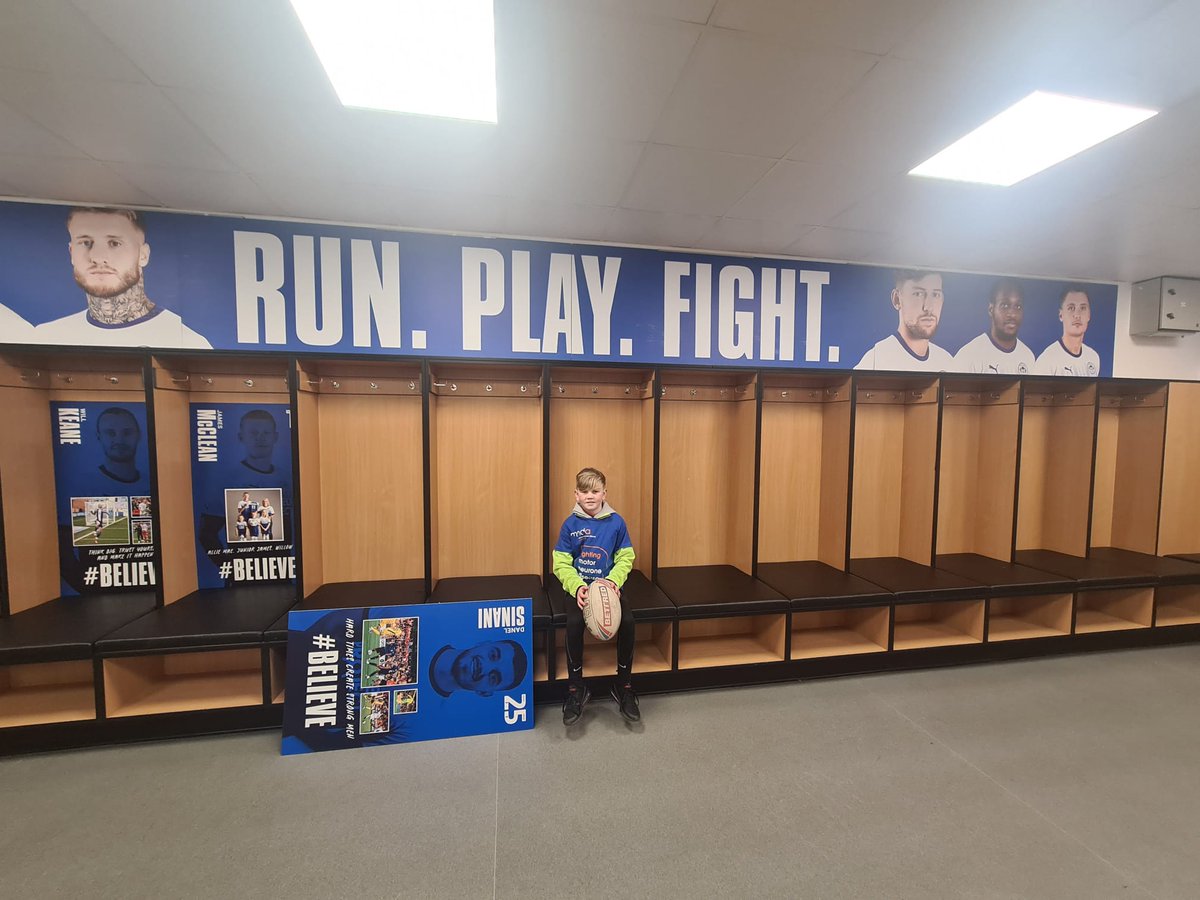 Thank you so much @WiganWarriorsRL @seanol13 @IamJackPhillips @krisradlinski1 for making a fuss of Lennie really appreciate it he was made up 🚴‍♂️💪🧡💙 #TeamMND @mndassoc link to donate⬇️
gofund.me/7303770a