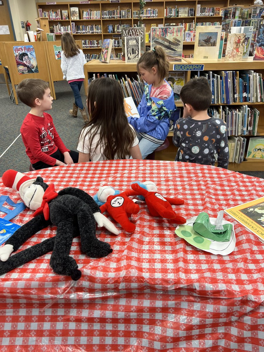 Kindergarten and 4th grade students enjoyed Seuss Cafe!