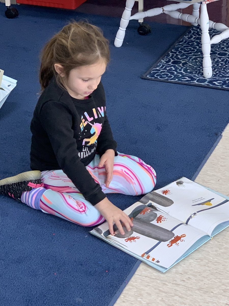 Our cute afternoon UPK class enjoying their new books from the Budding Readers program on Read Across America Day #naplescsd