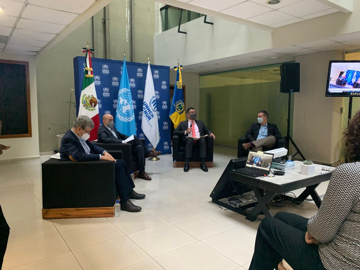 ALDO_FABRI's tweet photo. Hola... todo ciclo se cierra y el mío, como Jefe de @AcnurMexico Guadalajara ha llegado a su fin. Quiero agradecer a quienes, además de mostrar su compromiso y voluntad con las personas sujetas de protección internacional, me honraron con su afecto. @GobiernoJalisco @PabloLemusN https://t.co/1O69kRpwbC