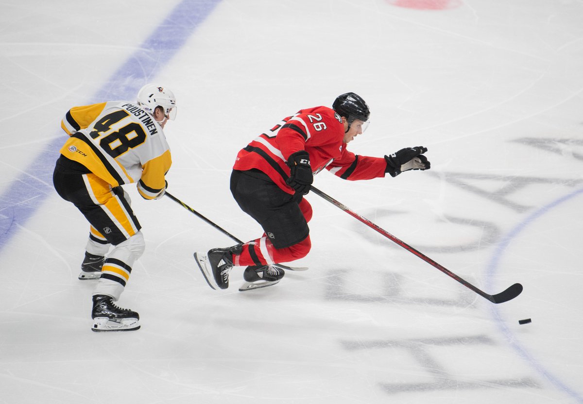 Hockey @ Mohegan Sun Arena #hockey #nhl #sportsphotographer #sportsphotography #nikon  – tweeted via <a href="/PhotoMechanic/">Photo Mechanic®</a>