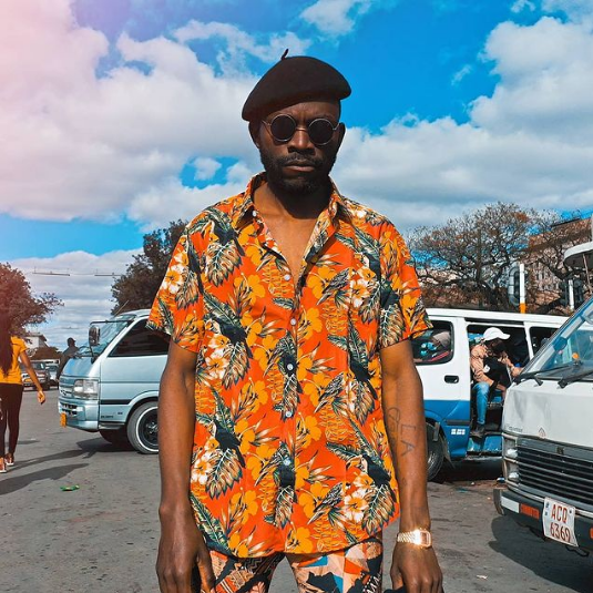 randel_herbert's tweet photo. i'm into afro reggae soul music, the artists i've worked with and their respective genre's are:

@da_kudu - afrojams/amapiano
@thevinnieking - alternative/afrobeats
@moseswesizwe - afro roots

collaboration will take us to greater heights this year
🙏🏾✨🌍🇿🇼 https://t.co/X2ex0FlQDo