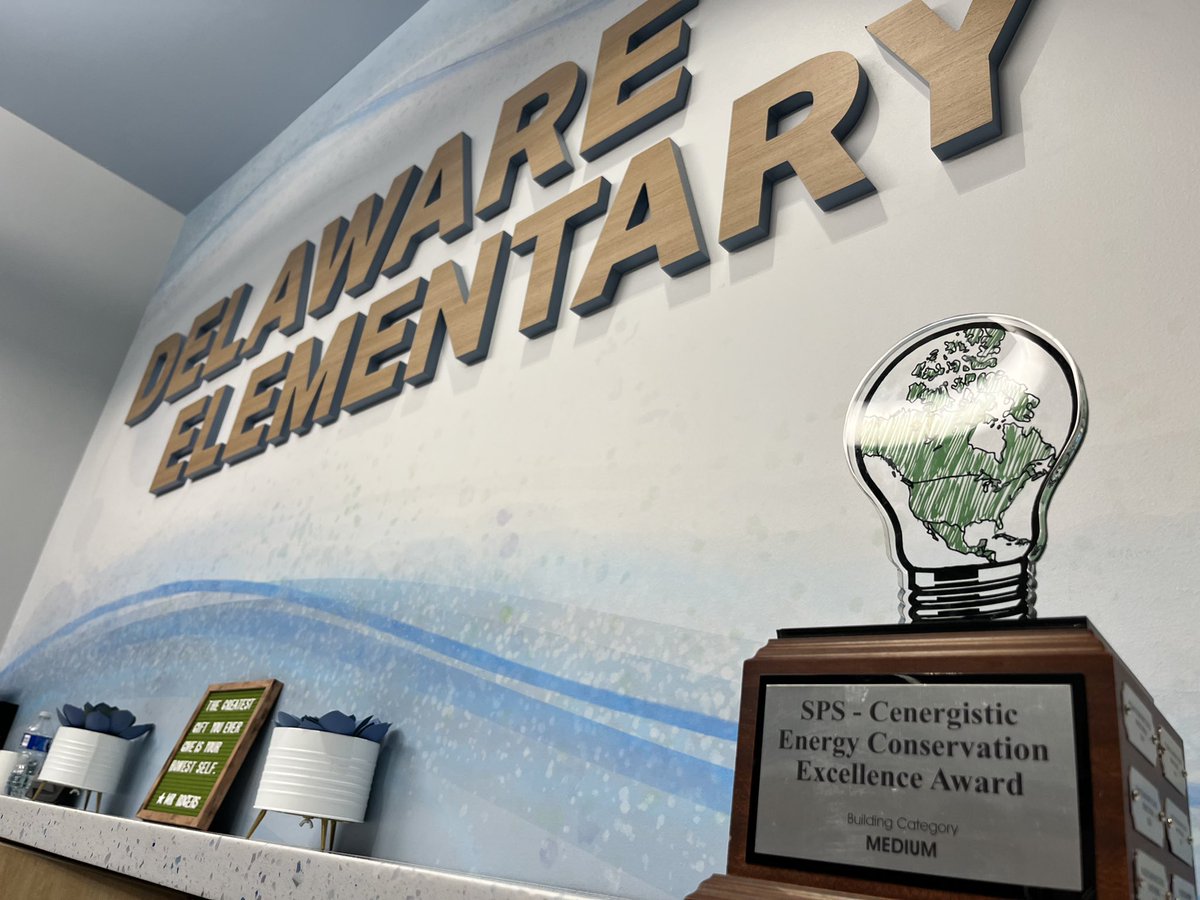 Delaware_SPS's tweet photo. Our school received the Energy Conservation Excellence Award today from @Cenergistic - thanks to @josephpuzzo for bringing by the traveling trophy today! https://t.co/hTCCaS3fT4