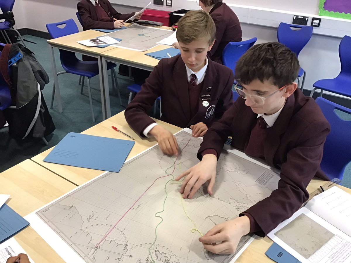 KHPcomputing's tweet image. Today in our @bletchleypark workshop we are using Triangulation techniques  to find U-boats and save the British food convoy crossing the Atlantic during WWII.