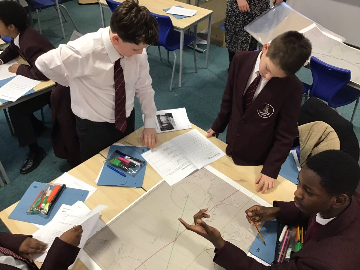 KHPcomputing's tweet image. Today in our @bletchleypark workshop we are using Triangulation techniques  to find U-boats and save the British food convoy crossing the Atlantic during WWII.