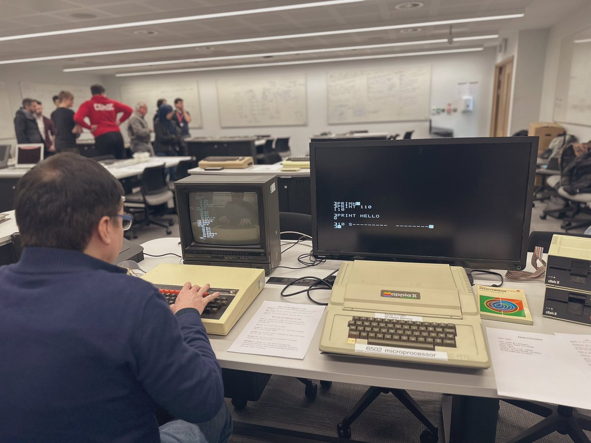 CharlBalcombe's tweet photo. An absolutely brilliant day in @CompScienceCU. A walk through time in the COMSC pop-up museum: a collection of vintage computing equipment and a history of computing components from the 1960s to present day. 🖥️ 💻 ♥️ #COMSC #ComputerScience https://t.co/BJGeWK1Wy6