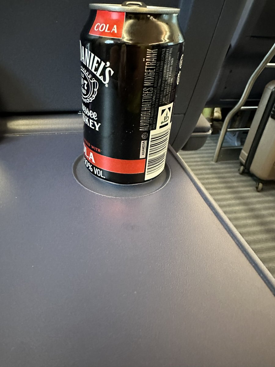 pdoppel7's tweet photo. Auf nach Schalke #s04 https://t.co/JMUy0UBIeF