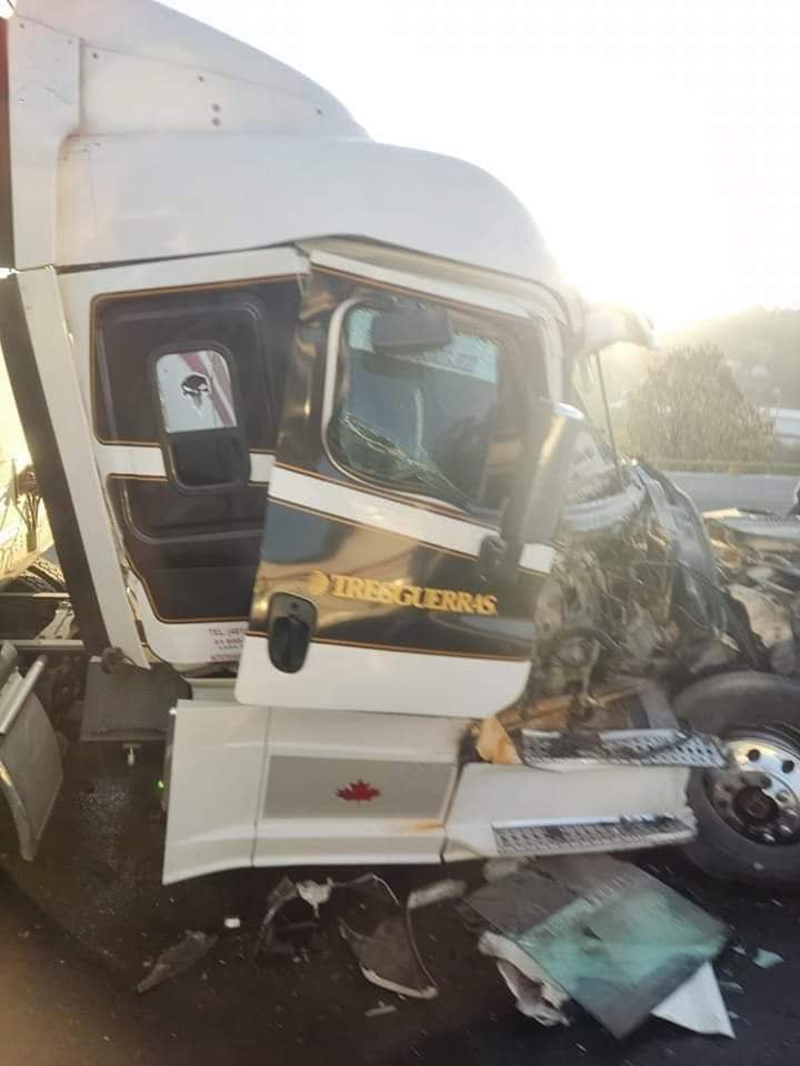TRANSPORTES TRABAL INFORMA: Accidente Arco Norte km197 dirección Puebla, se desconoce el estado del operador.

🚧Manejes con precaución 🚧
