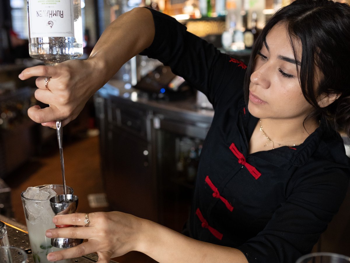 PFChangsCareers's tweet photo. We want to wish our staff a happy National Employee Appreciation Day! We wouldn’t be able to do what we do without you. Apply today at https://t.co/X3UMY0OqfK. #pfchangs #careers #nowhiring https://t.co/s2JZrgyaYO