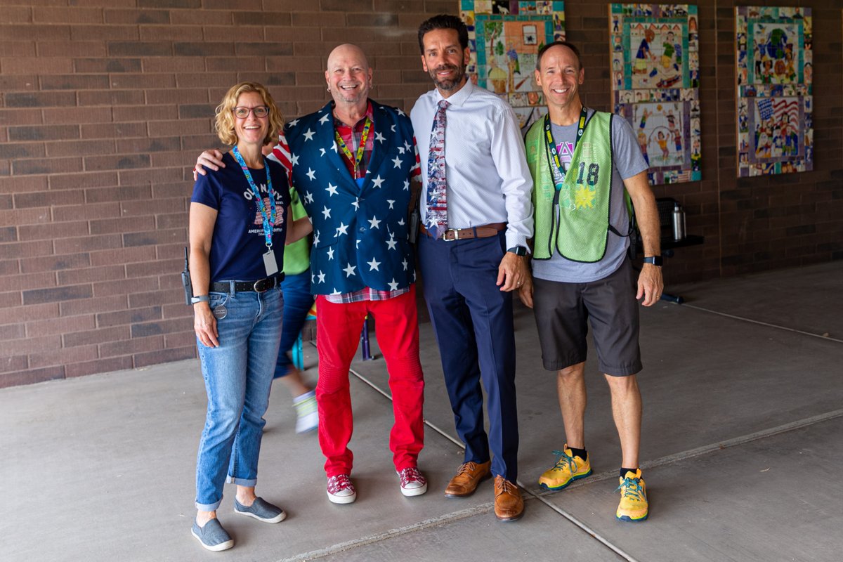 Happy Employee Appreciation Day! Take a moment to thank our CUSD employees who are dedicated to their students, families, colleagues, and communities. We appreciate you! #WeAreChandlerUnified @cusdhr